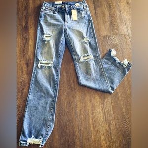 NWT Judy Blue Straight Fit